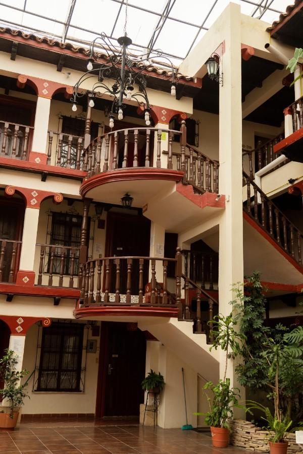 Hotel D'Monica San Cristóbal de Las Casas Dış mekan fotoğraf