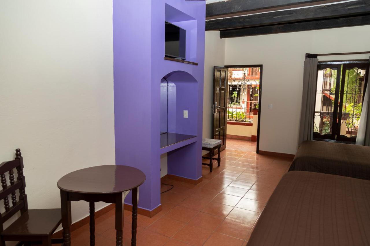 Hotel D'Monica San Cristóbal de Las Casas Dış mekan fotoğraf