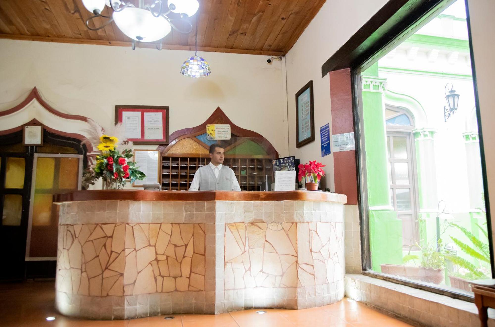 Hotel D'Monica San Cristóbal de Las Casas Dış mekan fotoğraf