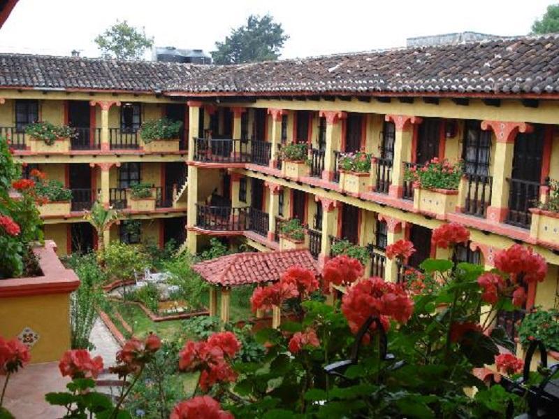 Hotel D'Monica San Cristóbal de Las Casas Dış mekan fotoğraf