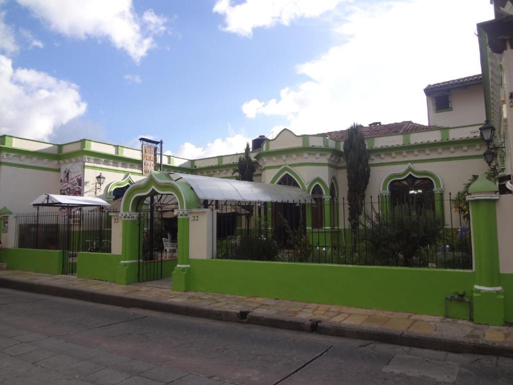 Hotel D'Monica San Cristóbal de Las Casas Dış mekan fotoğraf